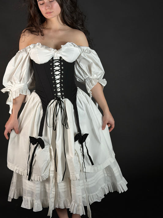 Melodrama underbust corset with bows